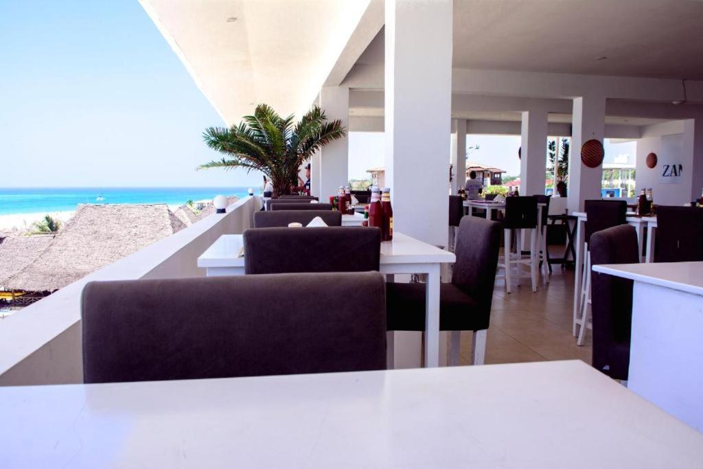 Lazy Beach Hotel Kendwa Luaran gambar