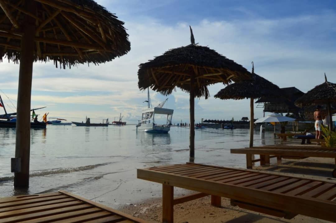 Lazy Beach Hotel Kendwa Luaran gambar